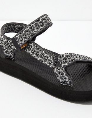 leopard teva flatform