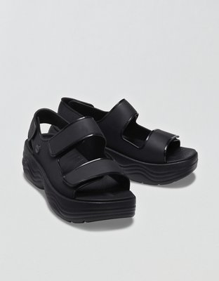 Женские сандалии American Eagle Crocs Skyline Platform Sandal — фото 4
