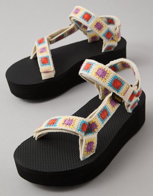 Teva Womens Flatform Universal Crochet Sandal