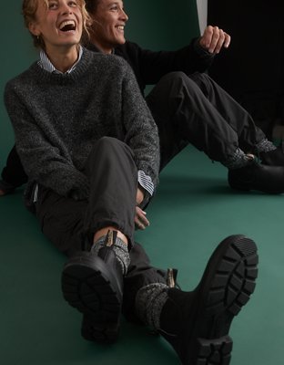 chelsea blundstone boots