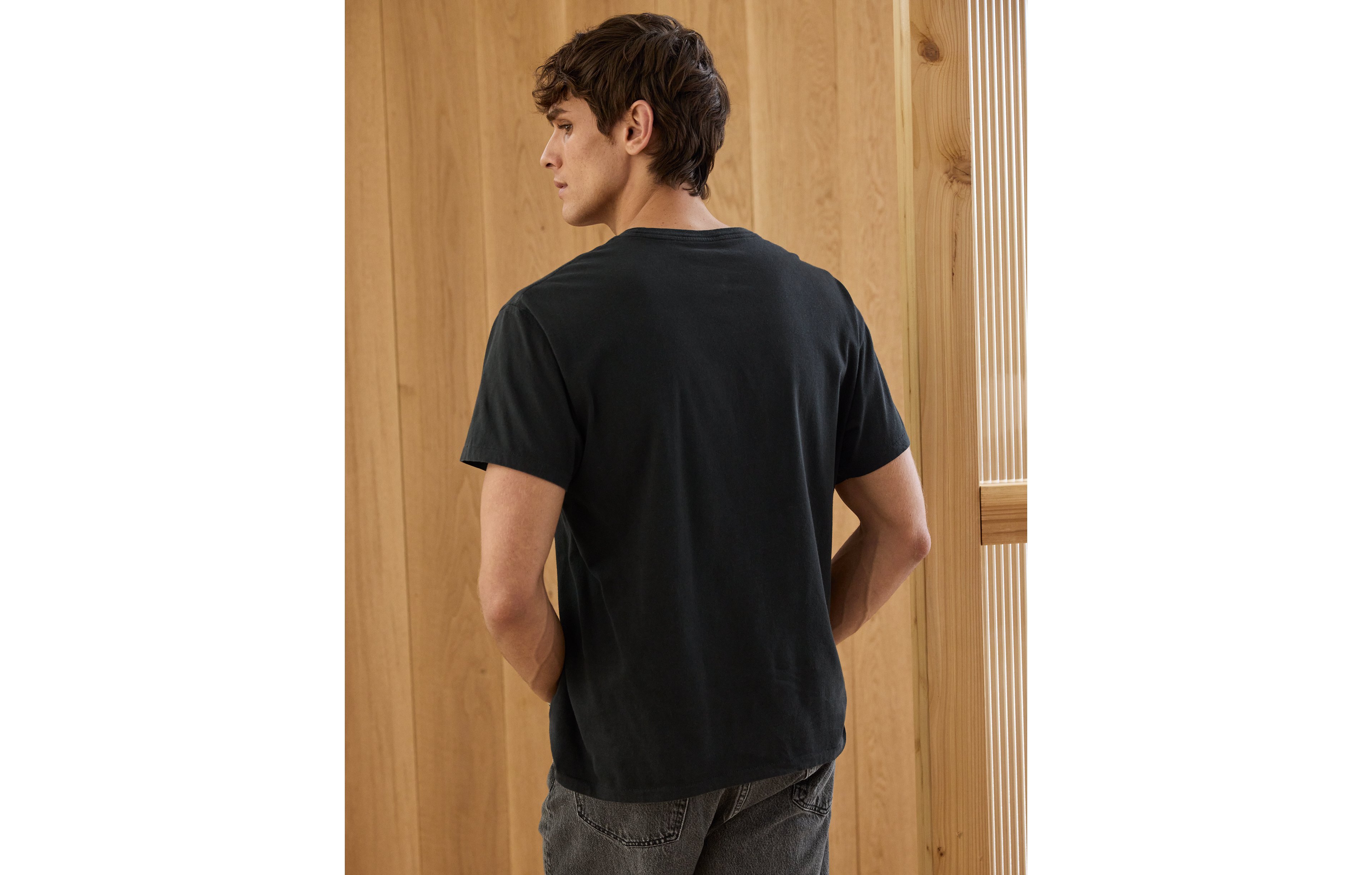 AE77 Premium Classic T-Shirt
