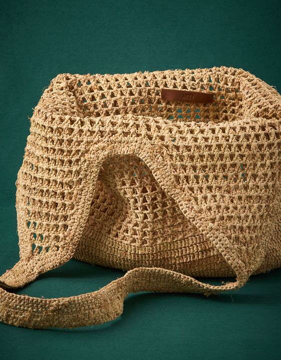 AE77 Premium Crochet Tote