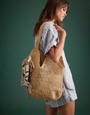 AE77 Premium Crochet Tote