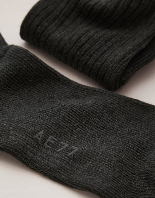 AE77 Premium Slouchy Socks