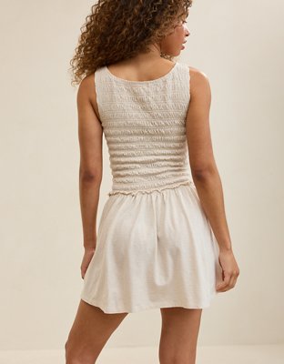 Aerie Happiest Vestido Corto Bordado con Nido de Abeja