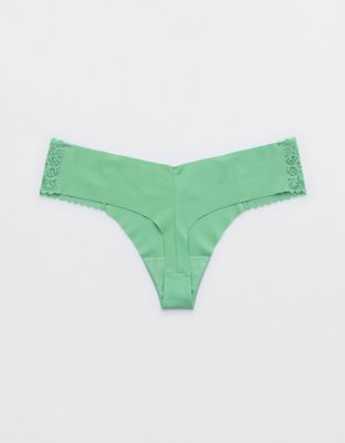 SMOOTHEZ No Show Coquette Lace Thong Underwear