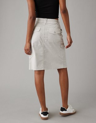 Женские юбки American Eagle AE Snappy Stretch Low-Rise Cargo Midi Skirt — фото 2