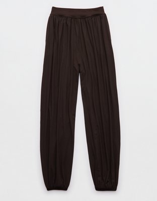 OFFLINE By Aerie The Hugger Go With The Flow Jogger
