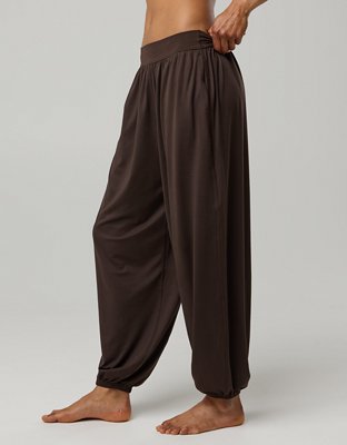 OFFLINE By Aerie The Hugger Go With The Flow Jogger