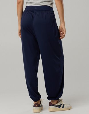 OFFLINE By Aerie The Hugger Go With The Flow Jogger