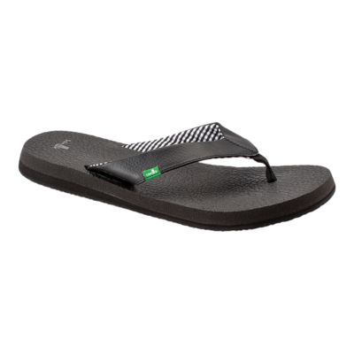 sanuks yoga mat flip flops