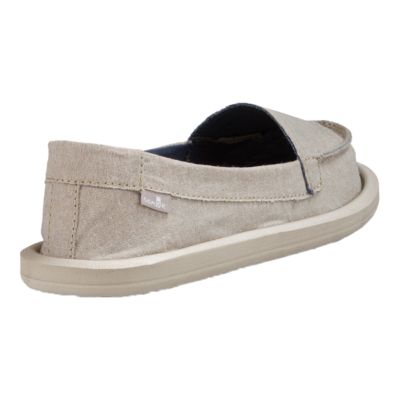 sanuk shorty sidewalk surfer