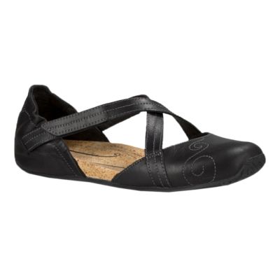 ahnu karma latitude black