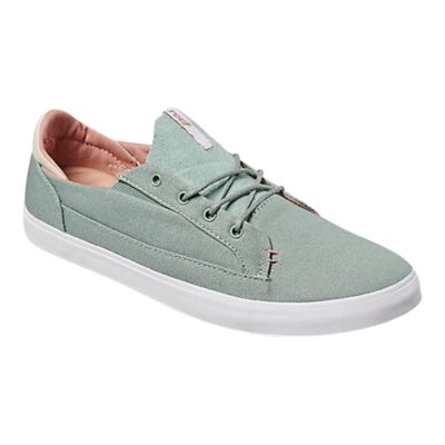 reef casual shoes