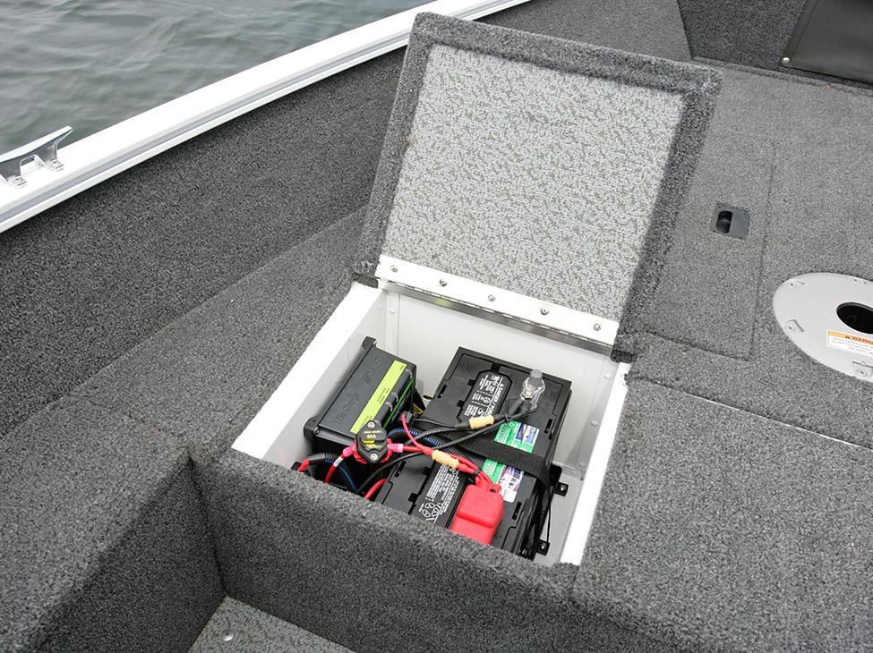 /1650-Angler-Bow-Battery-Storage-and-Optional-Battery-Charger