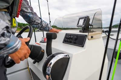 12 Signs You Need Boat Repairs 