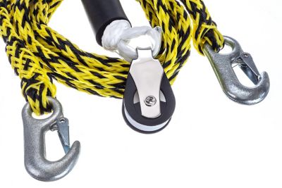 SELF CENTERING BOAT HARNESS