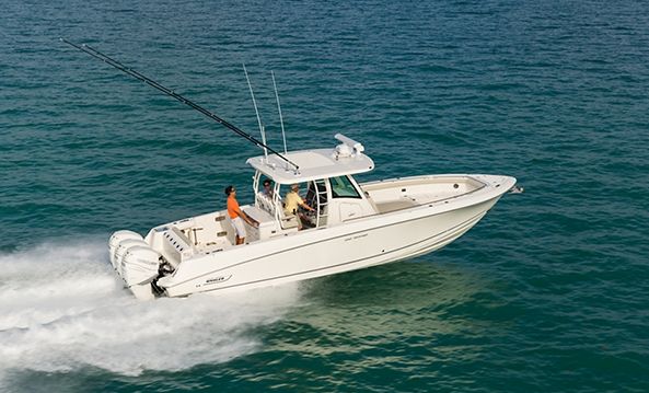 Boston-Whaler-350-Outrage-Gallery-1