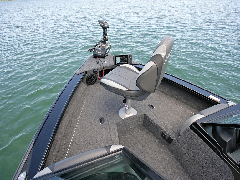 Crossover XS Bow Deck with Seat