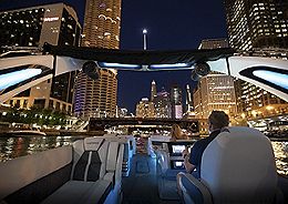 Grand Mariner 270 on Chicago River