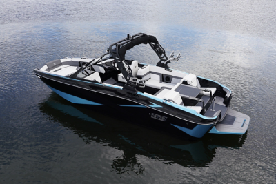 profile view of the the H22 wake boat