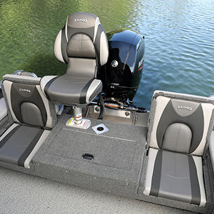 Impact XS Aft Deck with Seat