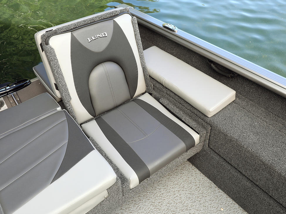 Impact XS Aft Jump Seat Port Side (Shown with Optional Aft Deck Sun Pad)