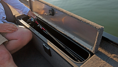 Lowe® Legacy Stinger Tribute Bass Boat: Built for Maximum Utility