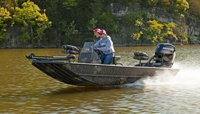 2021 Roughneck 1760 Pathfinder Aluminum Jon Boat | Lowe Boats