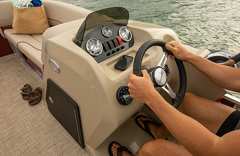 Lowe Boats UC160 Feature Image  1