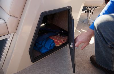 Lowe Boats Ultra Feature Image  Four