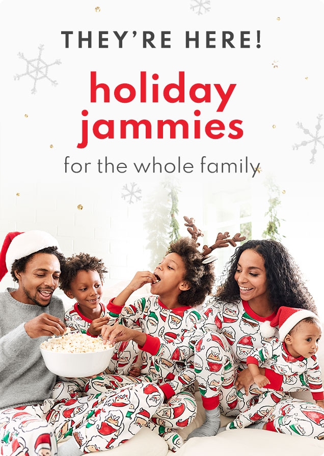 THEY’RE HERE! | holiday jammies | for the whole family