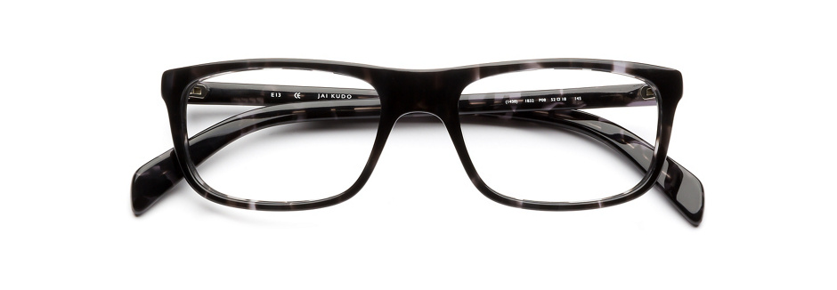 round gucci sunglasses with writing