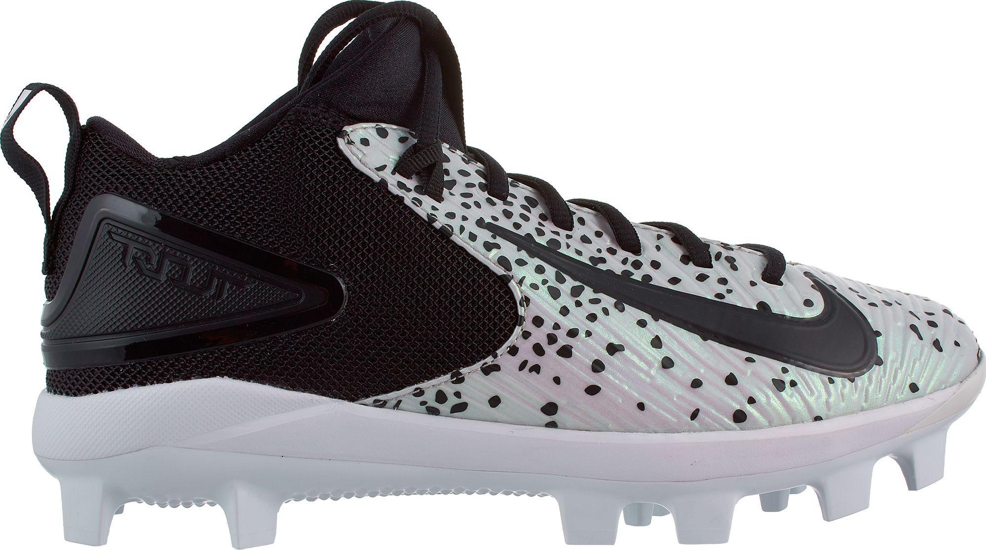 trout youth cleats