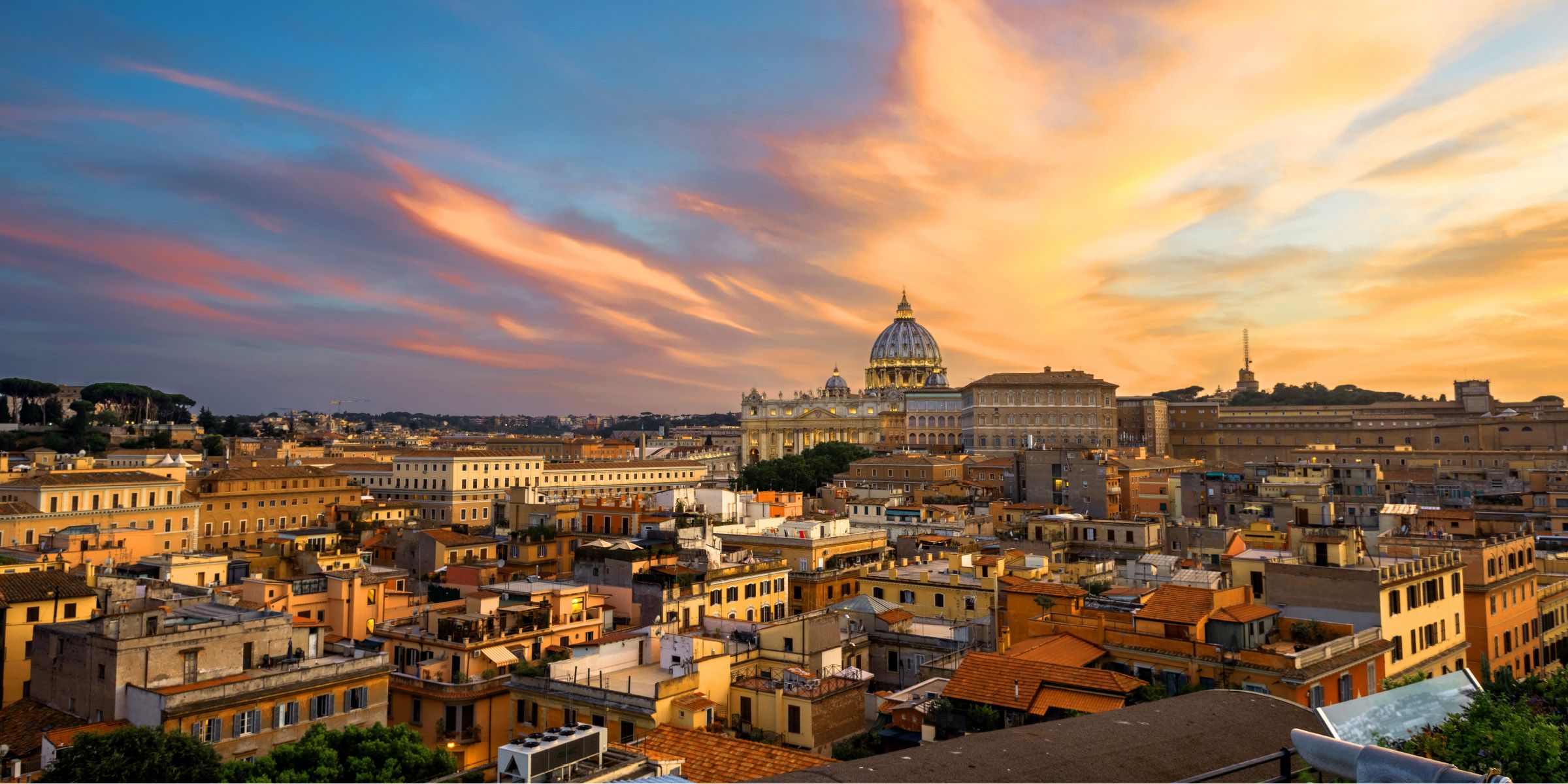 Italy city with a dome and a cloudy sky