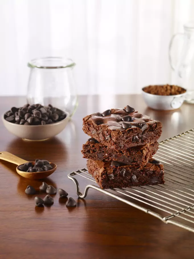HERSHEY'S brownies made with special dark chocolate chips