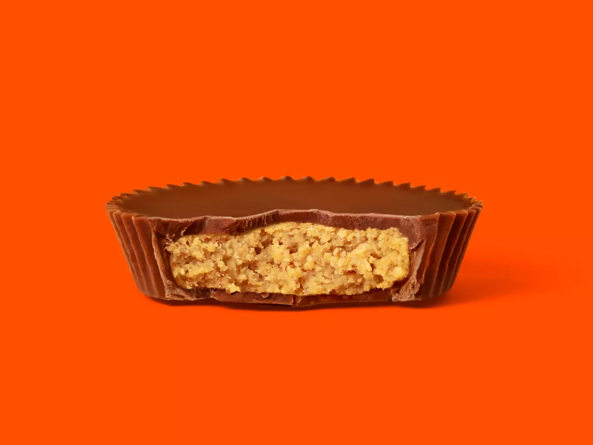 REESE'S Milk Chocolate Snack Size Peanut Butter Cups, 10.5 oz bag - Out of Package