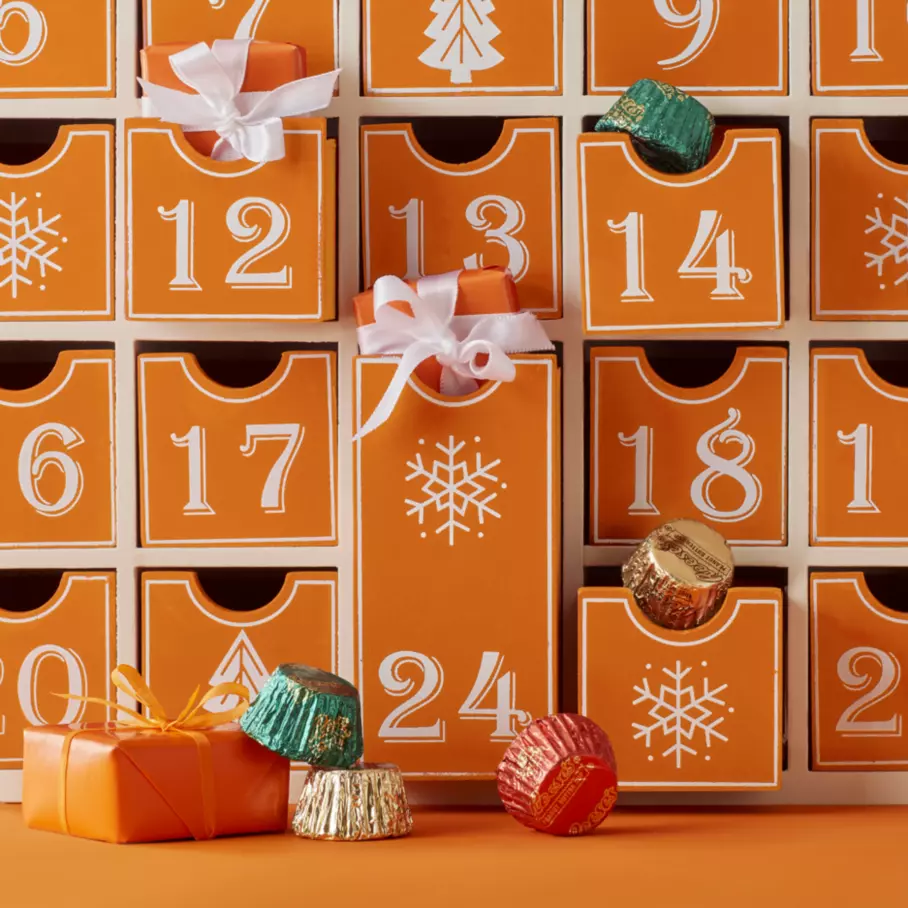 REESE'S Miniature Peanut Butter Cups inside holiday calendar drawers