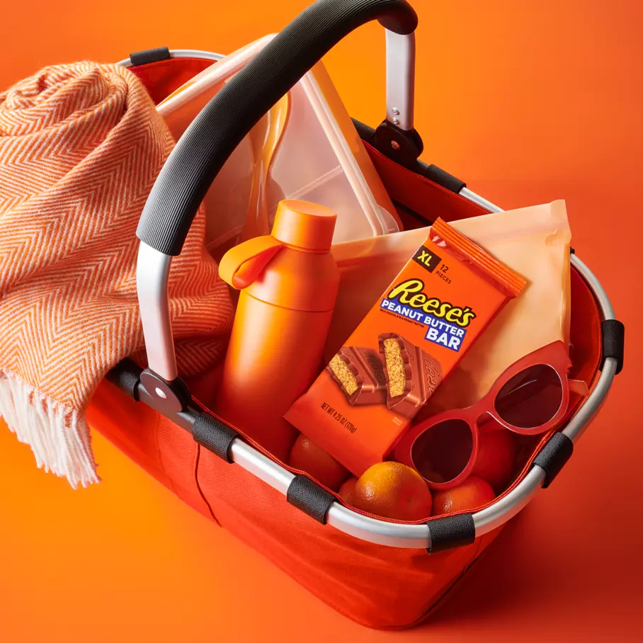 REESE'S XL Candy Bar inside picnic basket