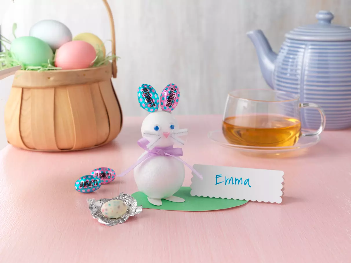 Easter bunny craft using HERSHEY'S Polka Dot Eggs
