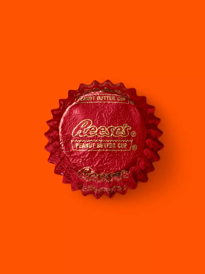 REESE'S Valentine's Milk Chocolate Miniatures Peanut Butter Cups, 6.5 oz box - Out of Package