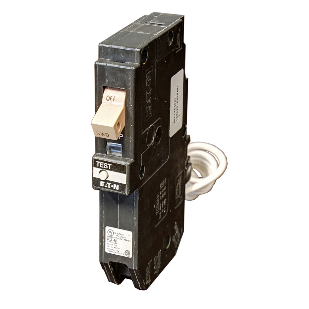 Eaton Type CH Single-pole 15A plug-in ground fault Circuit Breaker