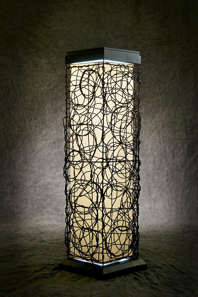 33 Inch Black Steel Faux Wicker Outdoor Solar Table Lamp