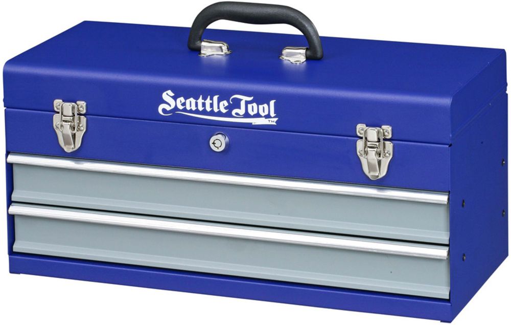 Milwaukee Tool 46inch 8Drawer Roller Tool Chest in Red and