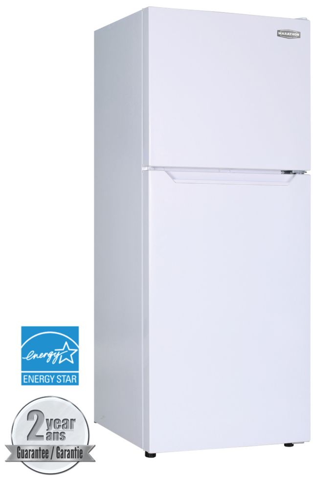 Amana 18 cu. ft. Refrigerator with Bottom Mount Freezer in White The