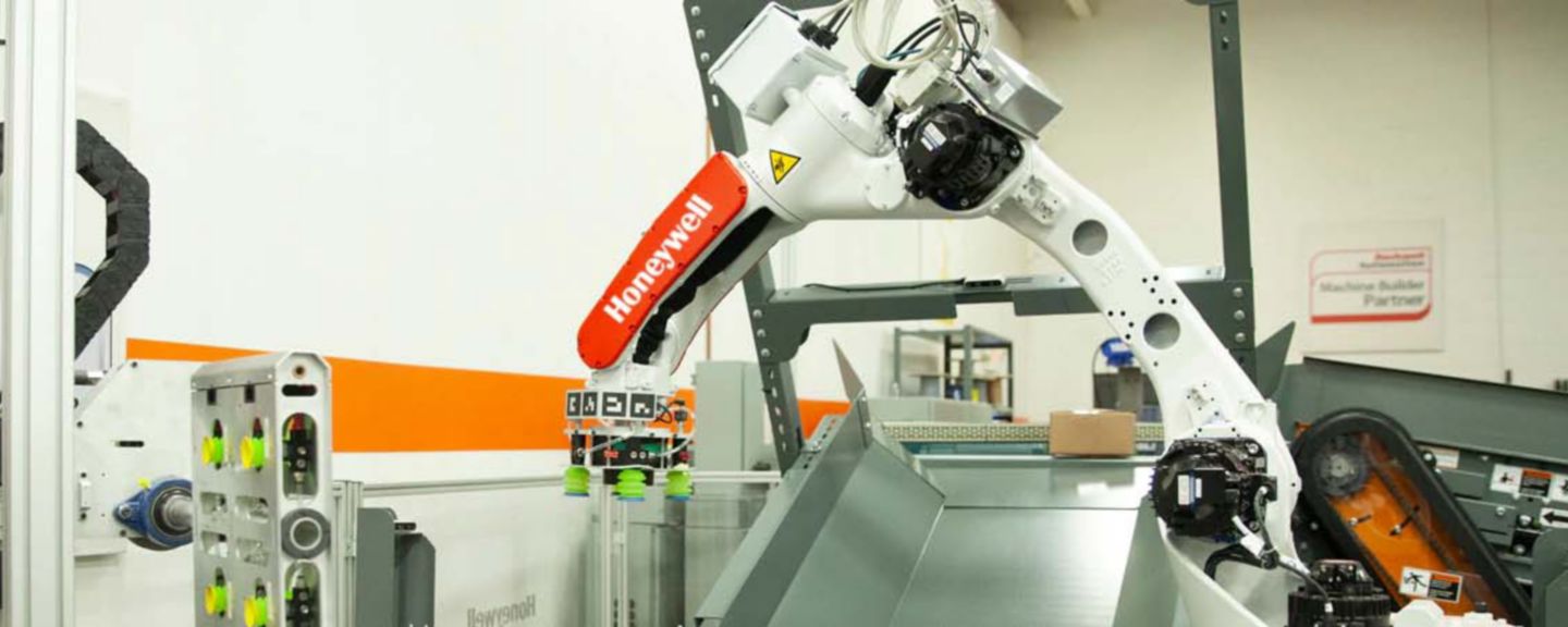Robotic Sorter Induction Honeywell Intelligrated