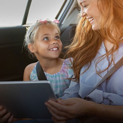 2024 Kia Carnival Equipped With Wi-Fi Hotspot Being Utilized By Passengers 