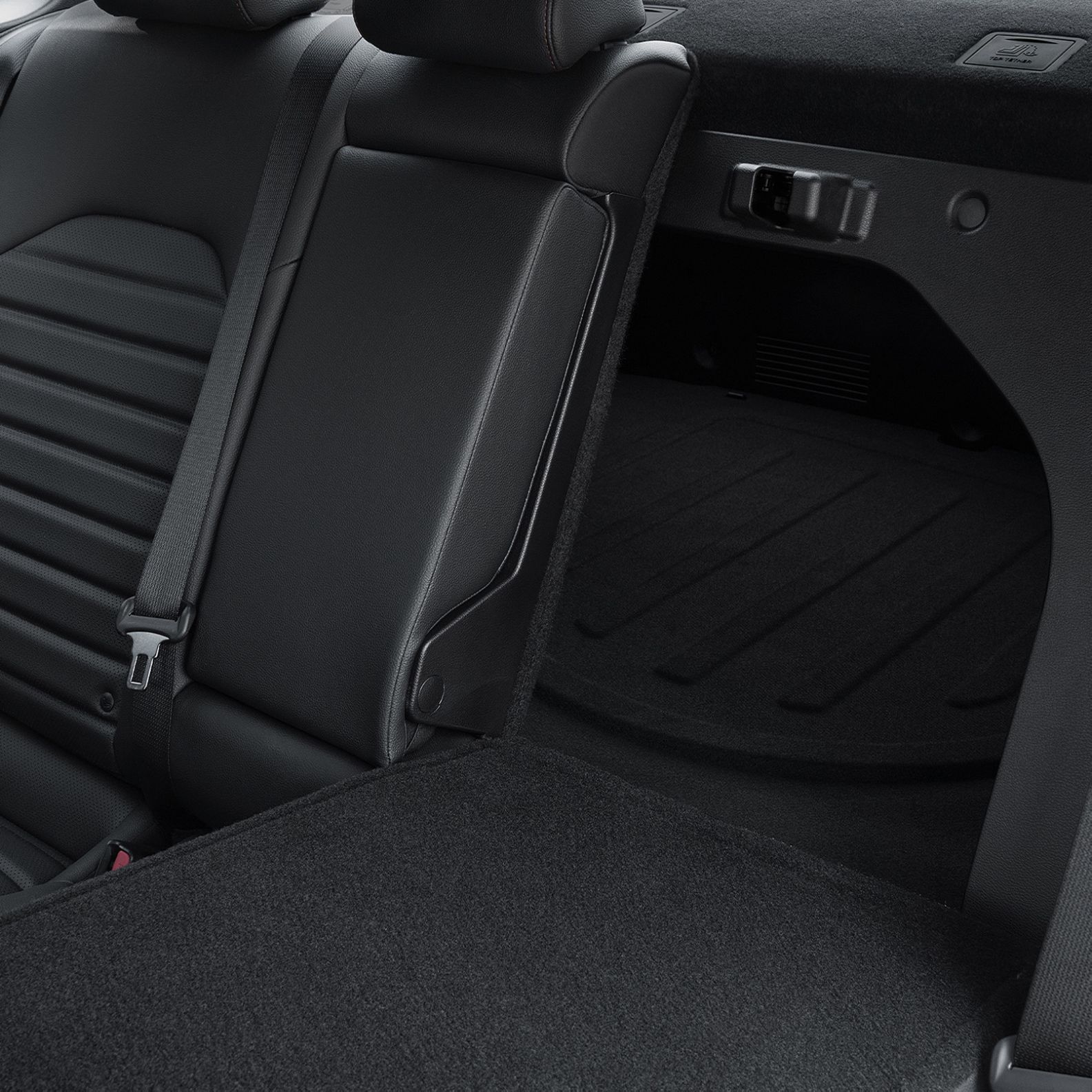 2024 Kia Forte Interior Split Folding 60/40 Split Rear Seat Close-Up