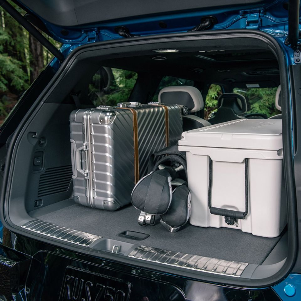 Cargo space in the Kia EV9