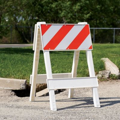 Relius Solutions Type I Traffic Barricade   40H   White/Orange